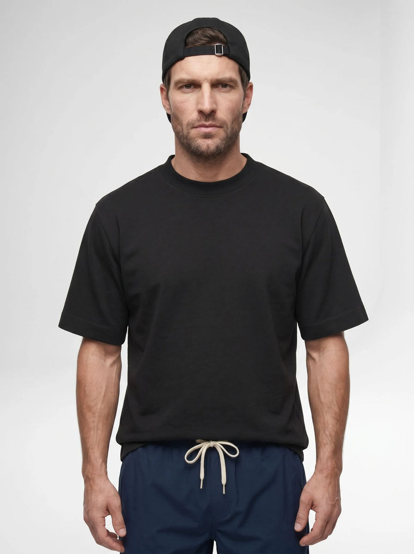 BVM TP TEE 002 BLK 03 half body front