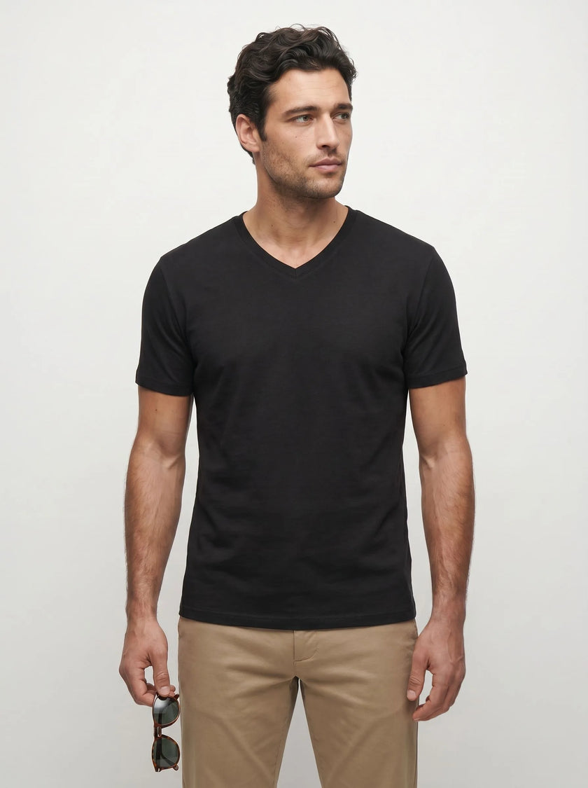 BVM TP TEE 005 BLK 03 half body front